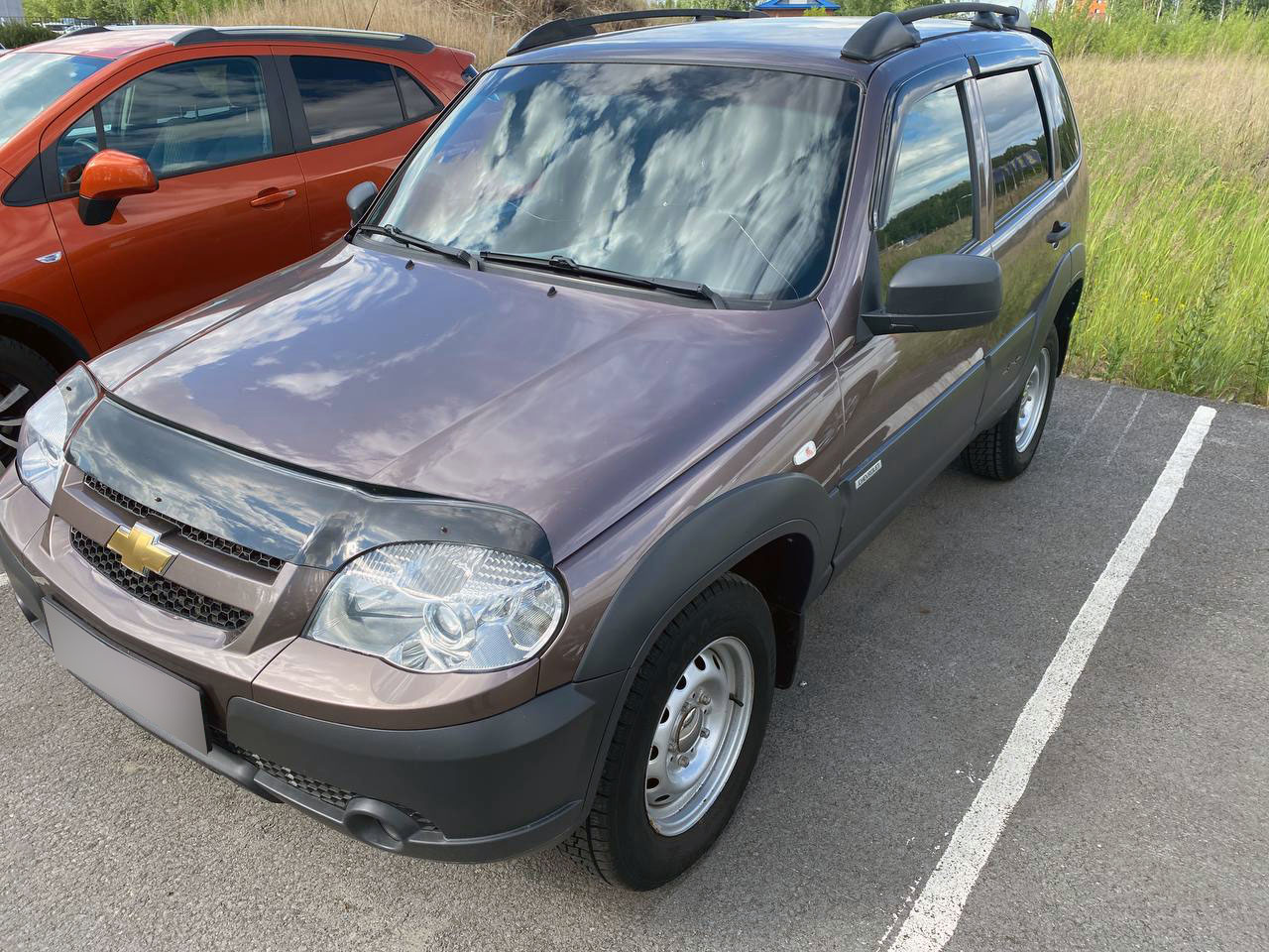 Прокат Chevrolet niva в Мурманске без водителя - 1800 в день